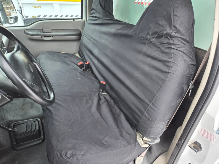 2001-ford-f350-image-36