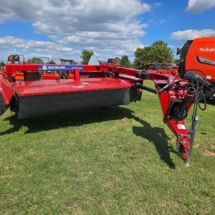 2022 NEW HOLLAND 210
