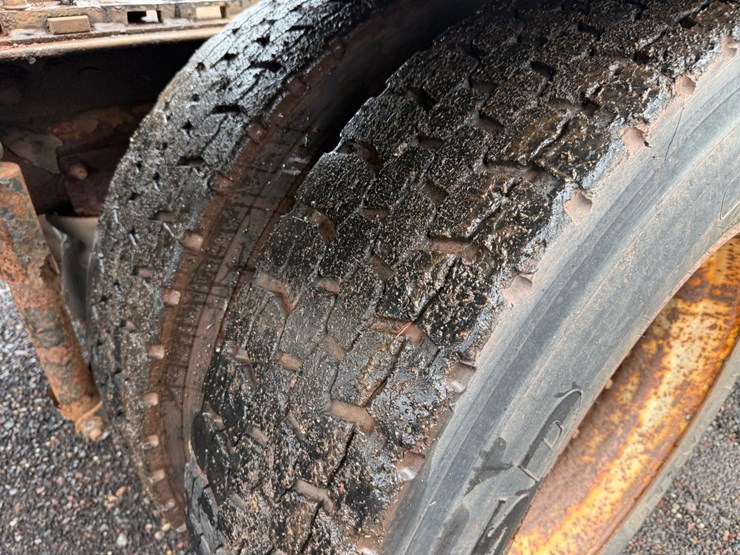 1996-mack-ch613-image-72