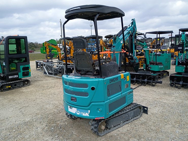 #24167-•-2025-diesel-digmaster-dm200-mini-excavator-image-4