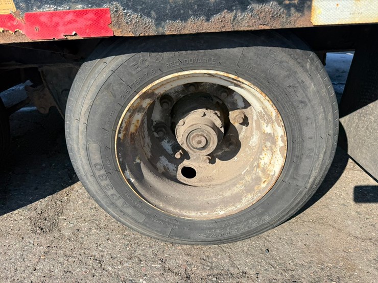 #1099-•-butler-26'-equipment-trailer-image-36