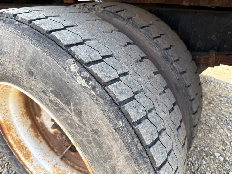 2000-international-4700-image-53