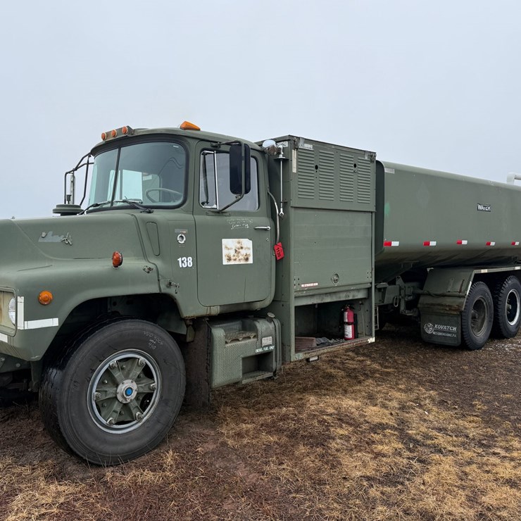 1984 MACK DM492S