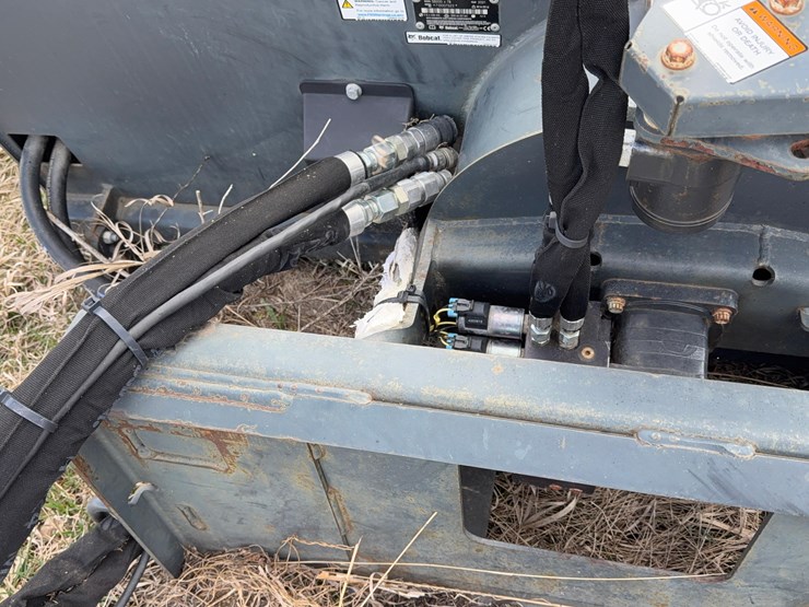 2021-bobcat-sb200-snowblower-image-10