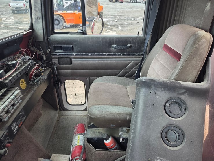 1993-international-9200-image-61