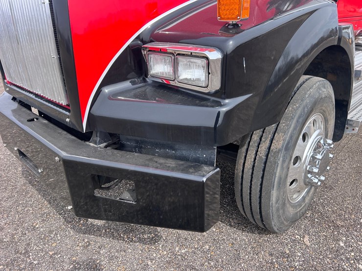 #1009-•-2012-western-star-conventional-4-sleeper-cab-truck-tractor-image-10