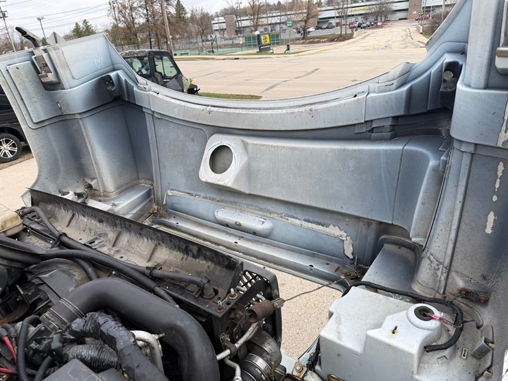 #1048-•-2009-gmc-c5500-specialty-service-truck-image-40