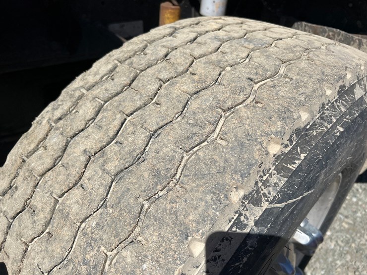 1994-massey-ferguson-8-image-78