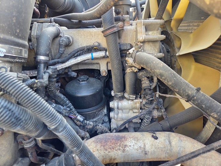 2012-international-7600-image-49