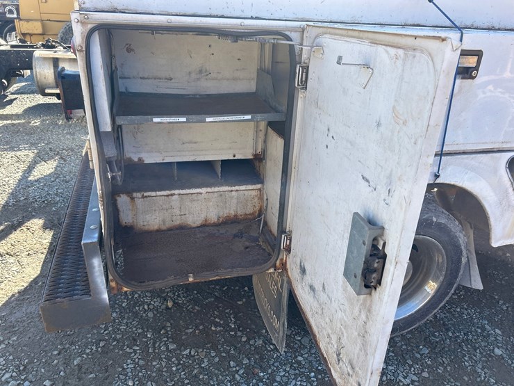 2008-chevrolet-kodiak-c4500-image-17