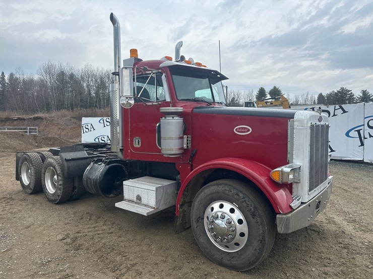 2004-peterbilt-378-image-7