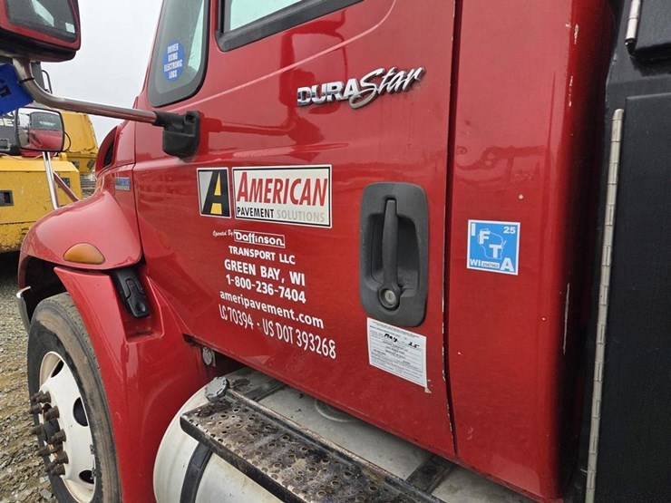 2013-international-durastar-4300-image-18