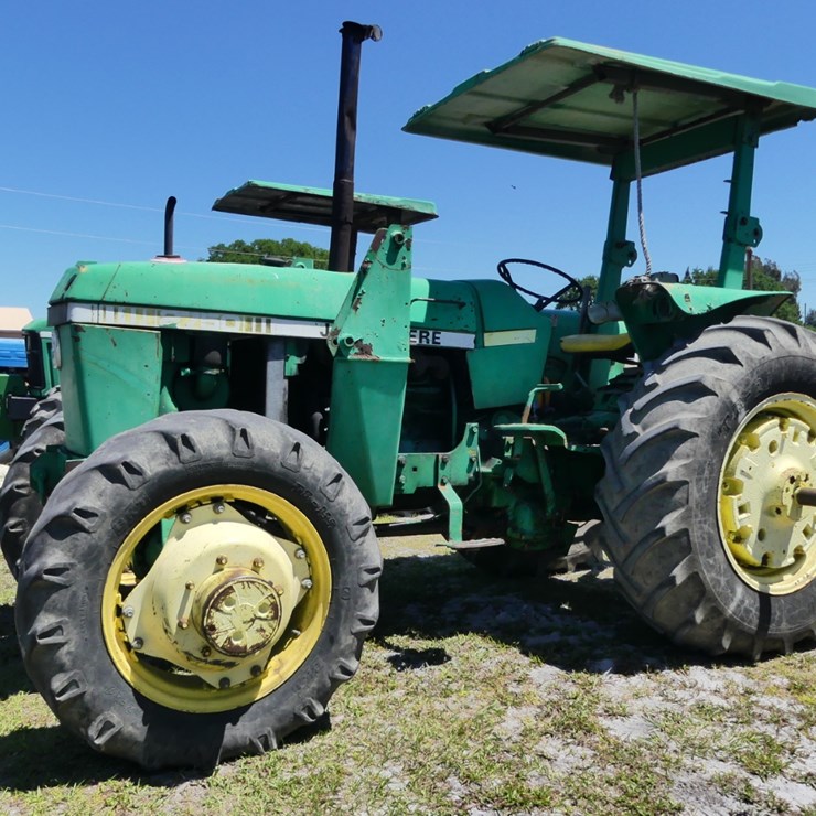 JOHN DEERE 2750