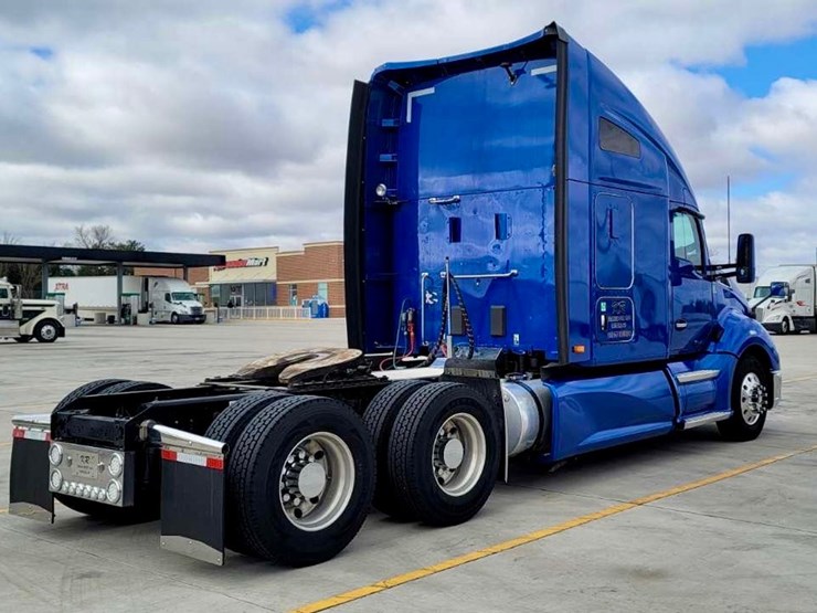 2018-kenworth-t680-image-5