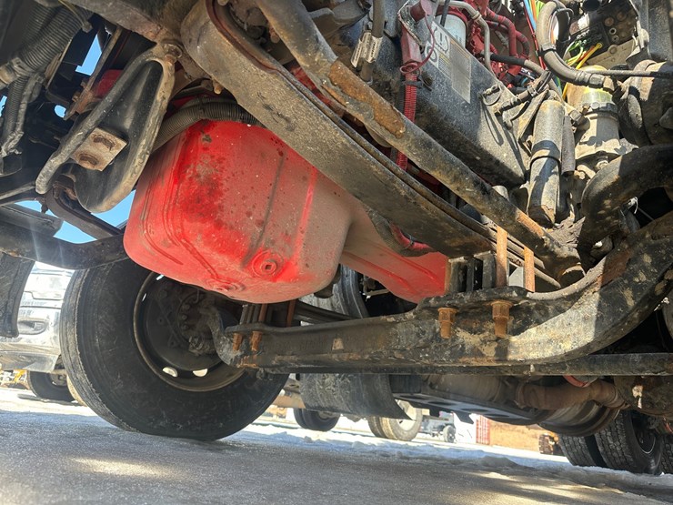 2017-kenworth-t680-image-61