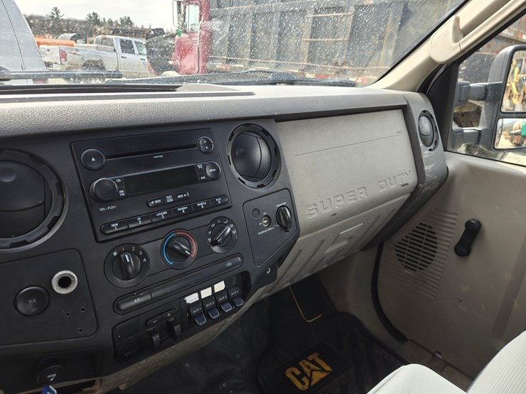 2008-ford-f550-image-48