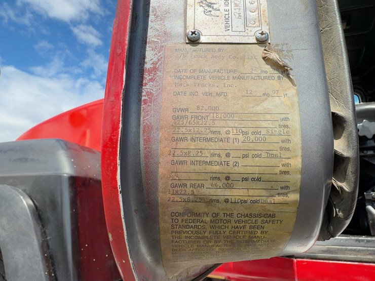 1998-mack-rd690s-image-35