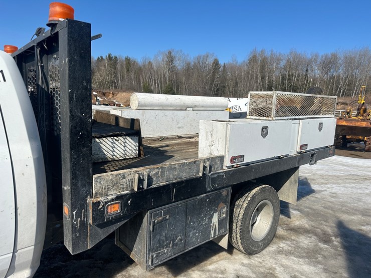 2020-dodge-3500-image-17