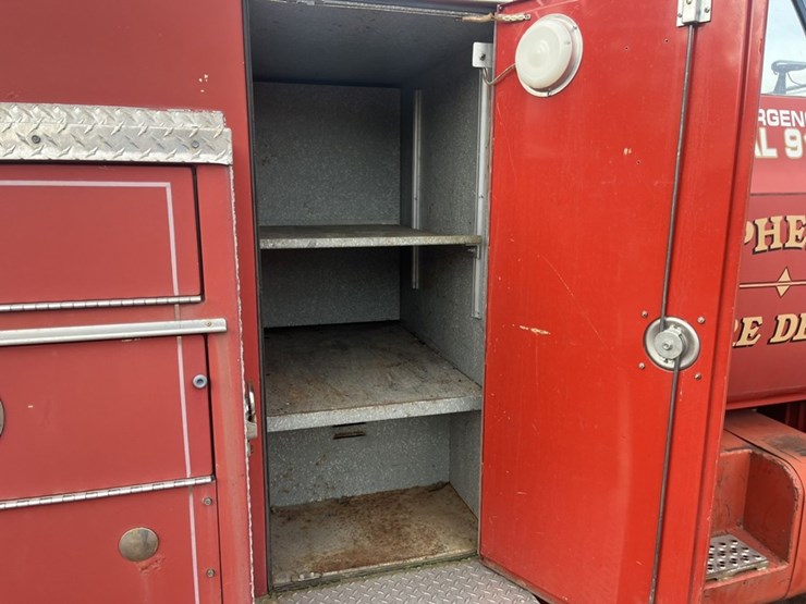 #1148-•-1980-gmc-v-8-fire-truck-image-42