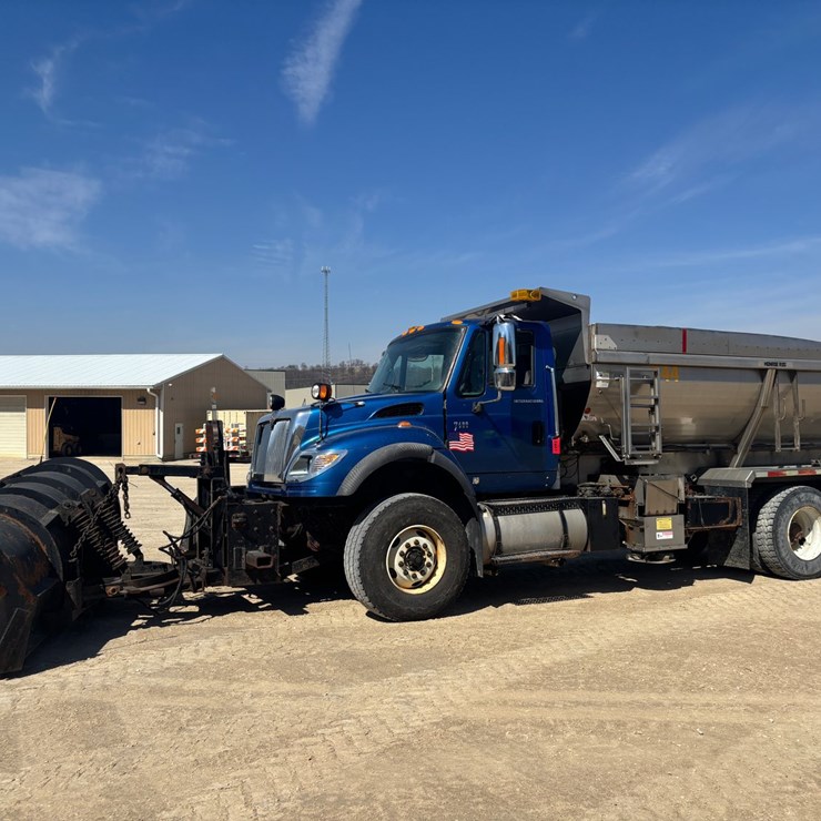 2006 INTERNATIONAL 7600