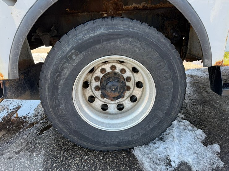 #1070-•-2012-freightliner-boom/crane-truck-image-59