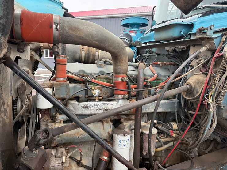 #1056-•-1989-mack-quad-axle-dump-truck-image-22