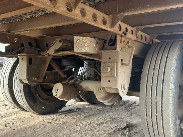 2000-wilkens-walking-floor-image-22