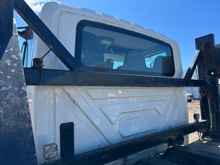 2018-international-4000-image-13