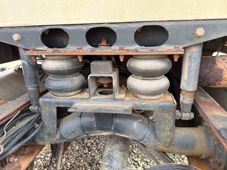 1996-western-star-4964s-image-40