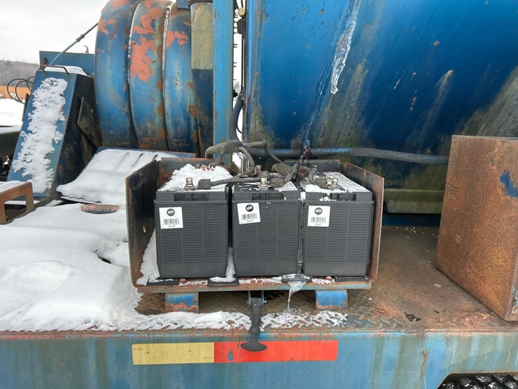 1990-ford-l9000-image-23