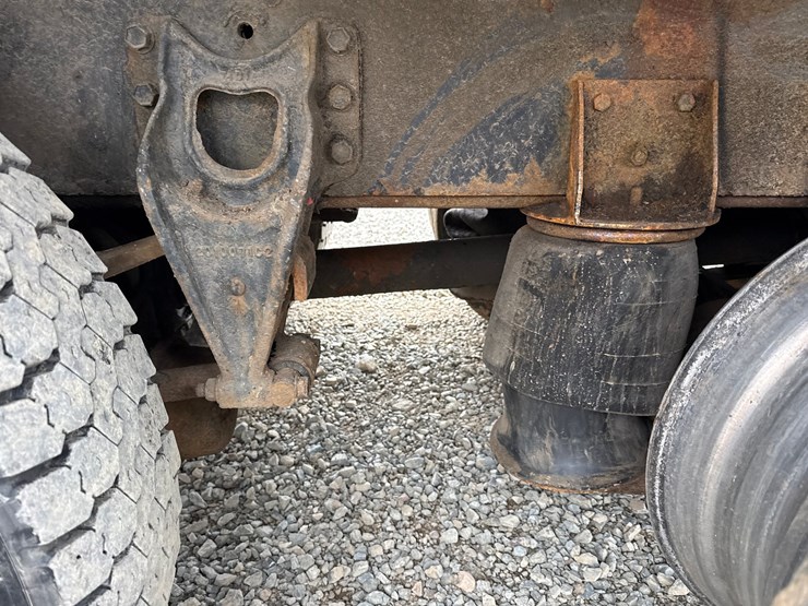 1999-international-4900-image-57