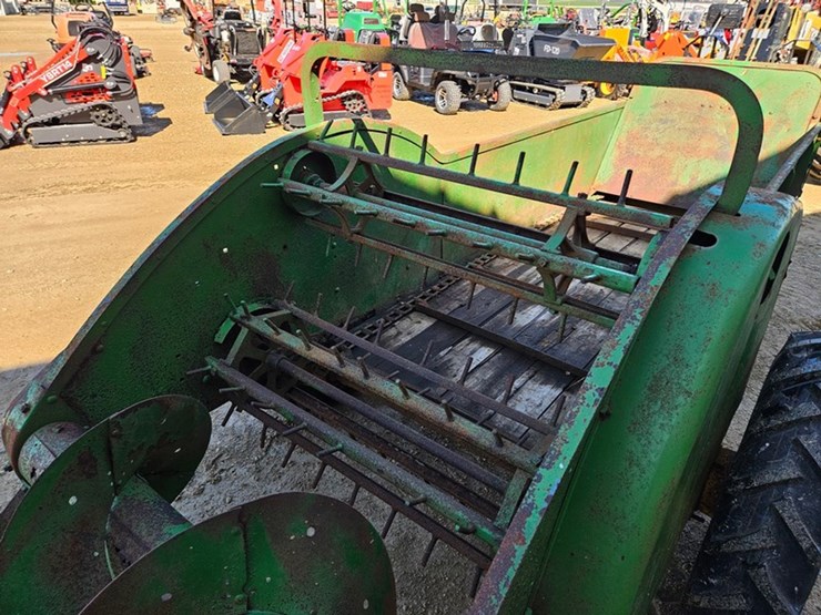 john-deere-7-image-18