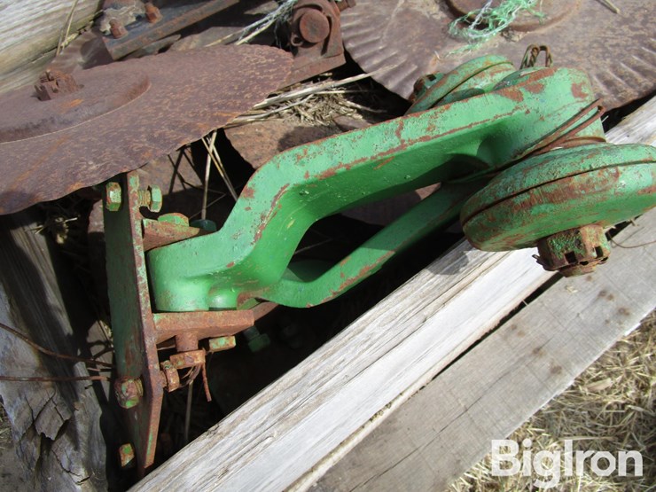 john-deere-7000-image-10