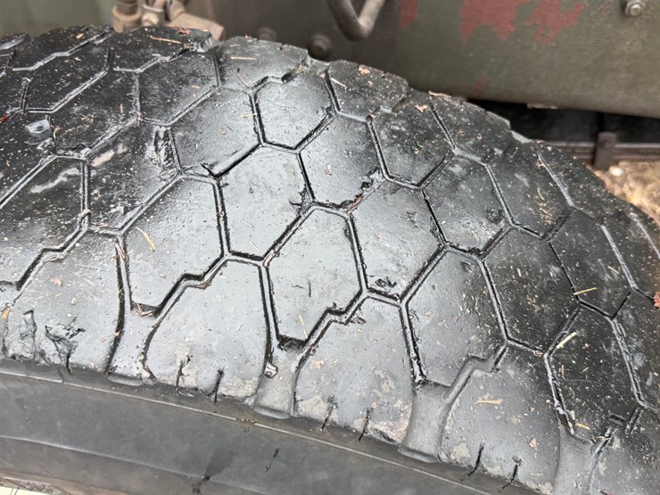 1984-mack-dm492s-image-85