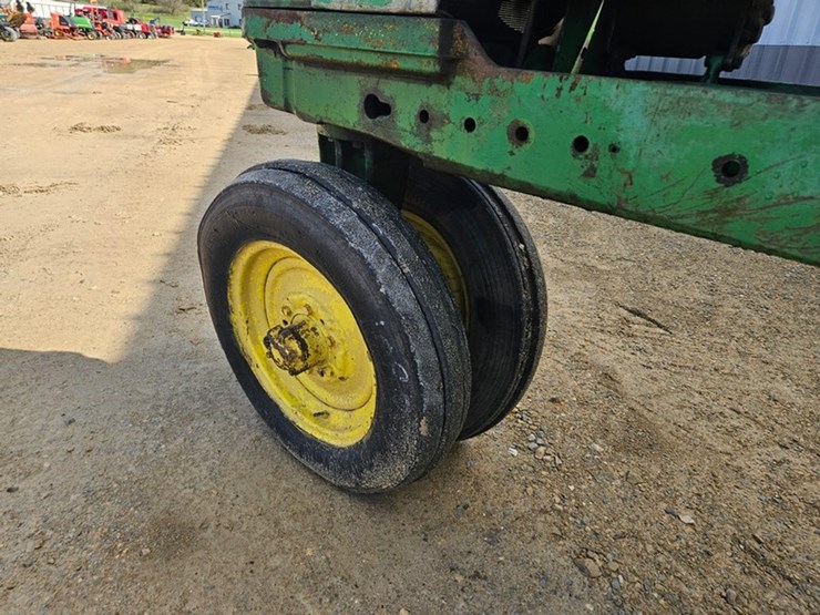 john-deere-50-image-39