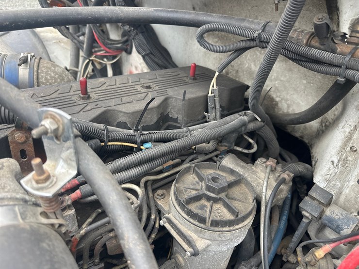 1998-massey-ferguson-8-image-53