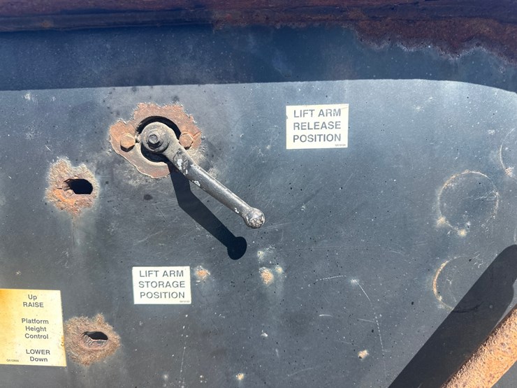 2007-massey-ferguson-8-image-19