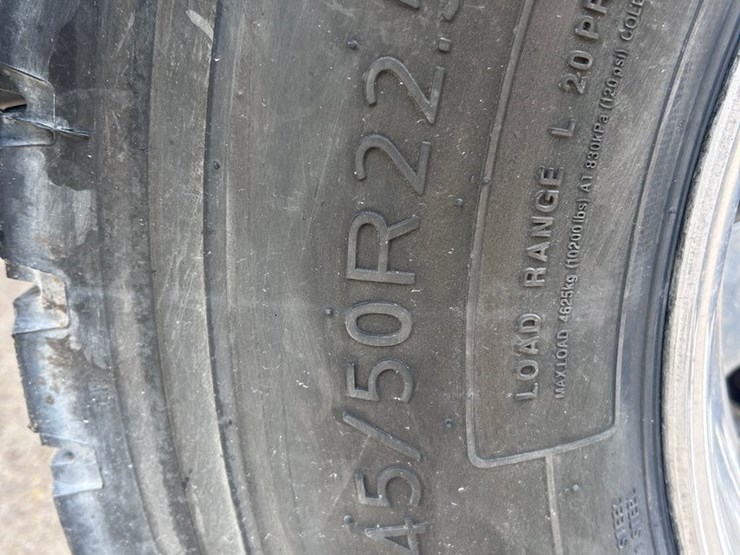 1999-peterbilt-379-image-80