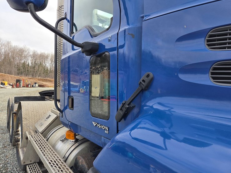 2007-massey-ferguson-8-image-14