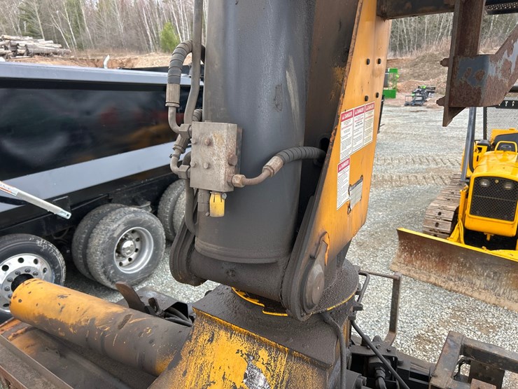 1999-mack-dm688s-image-27