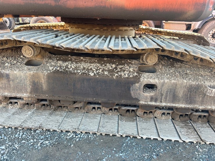 2021-hitachi-zx225-image-90