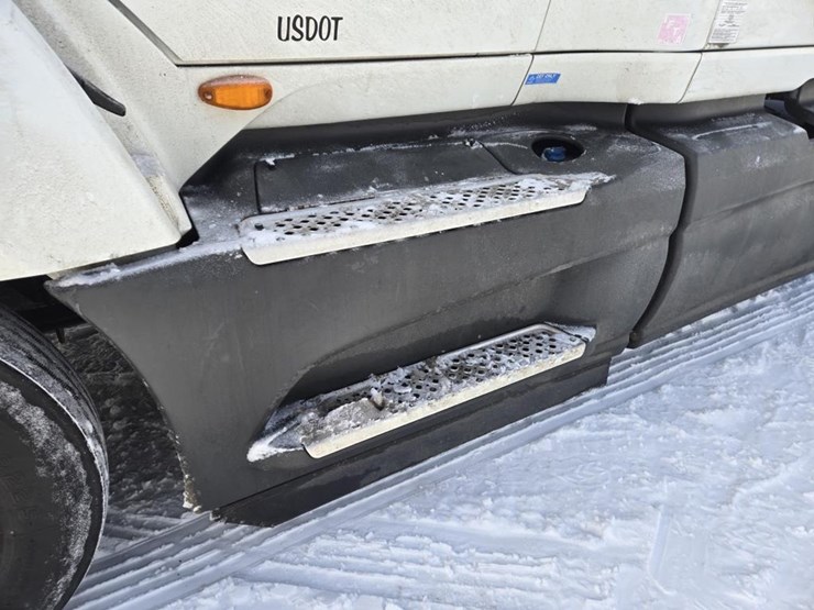 2019-international-lt-image-14