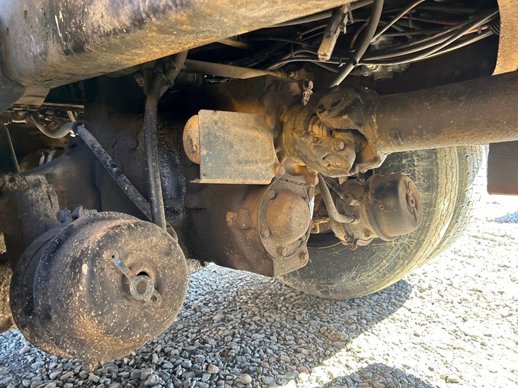 2006-international-7400-image-28