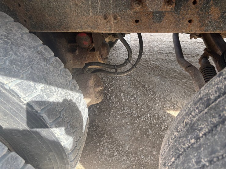 1999-sterling-l9513-image-67