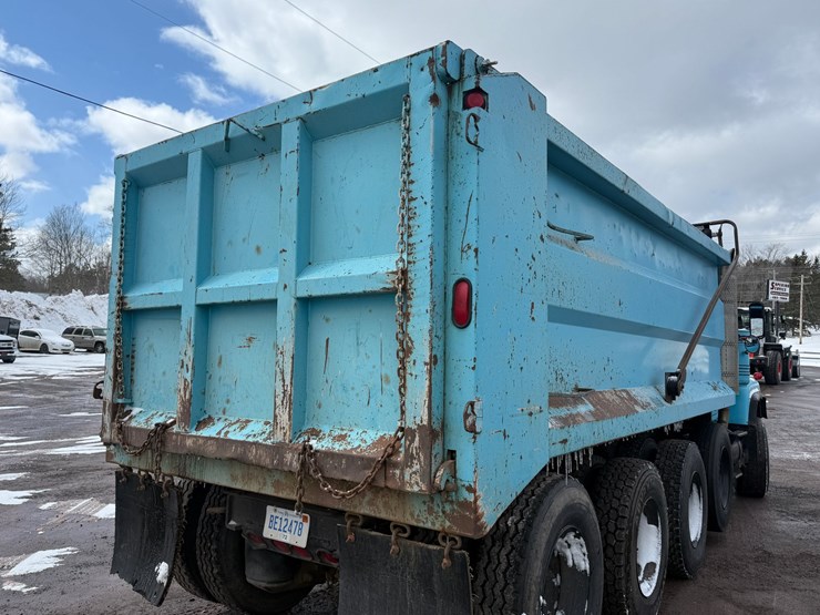 #1056-•-1989-mack-quad-axle-dump-truck-image-14