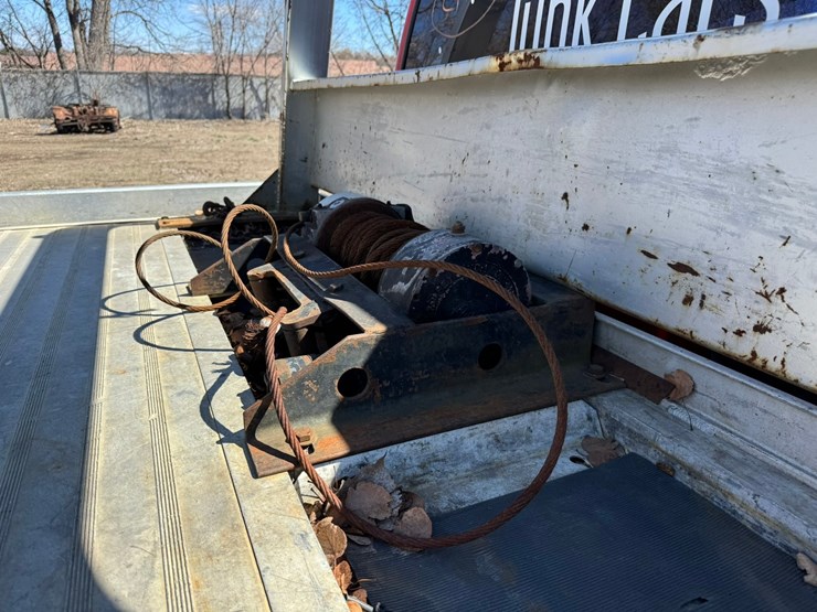 1999-ford-f550-image-25