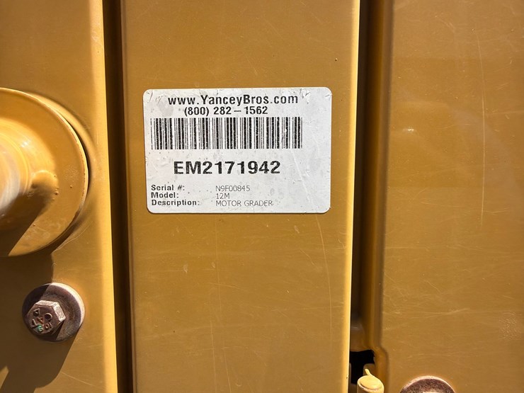 2018-caterpillar-12m3-image-68