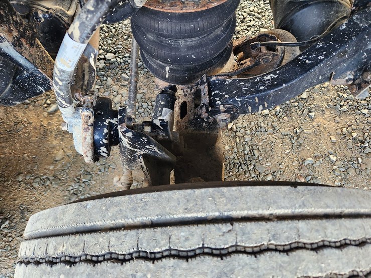 2016-kenworth-t400-image-32