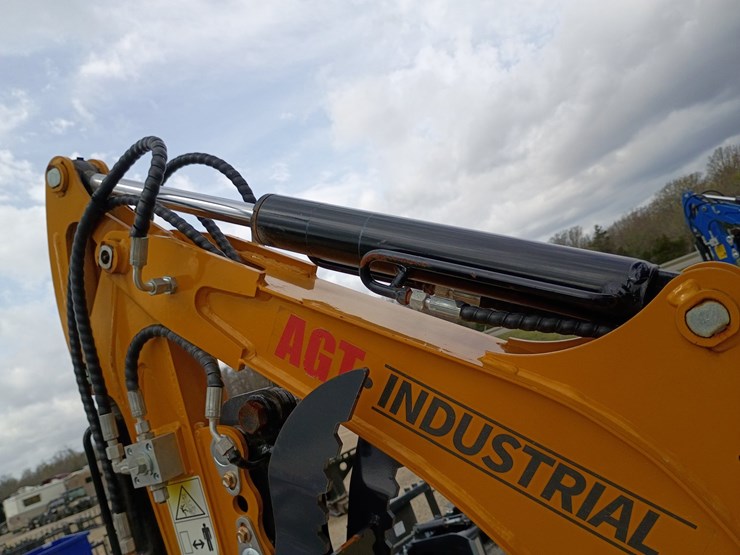 #24166-•-2025-agt-xz20r-mini-excavator-image-25