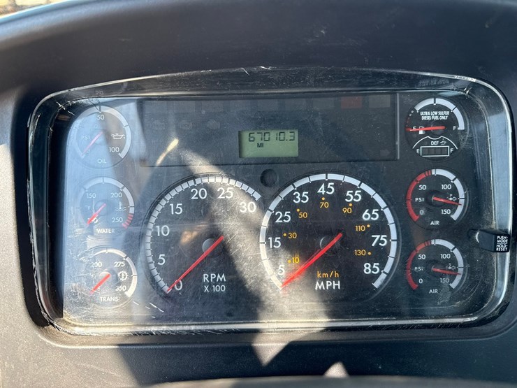 #1070-•-2012-freightliner-boom/crane-truck-image-53